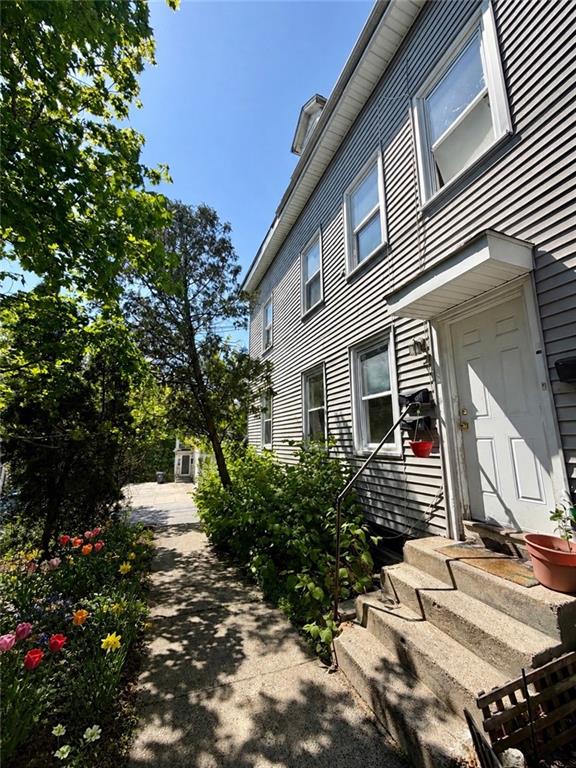 685 Charles Street Property Photo 2