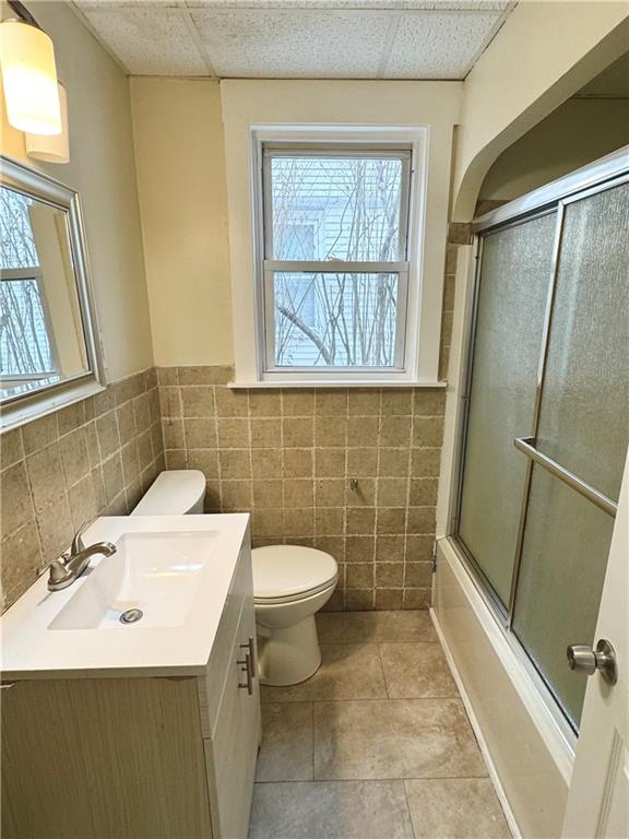 685 Charles Street Property Photo 10