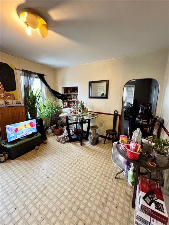 685 Charles Street Property Photo 11