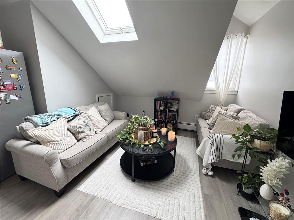 685 Charles Street Property Photo 12