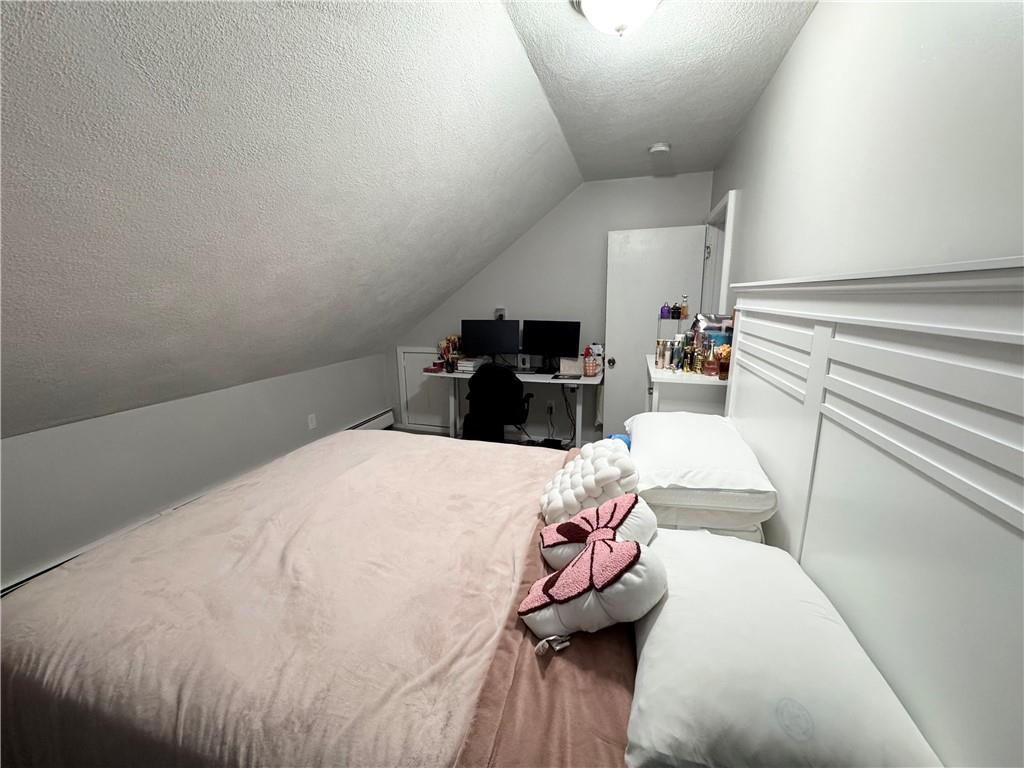 685 Charles Street Property Photo 20