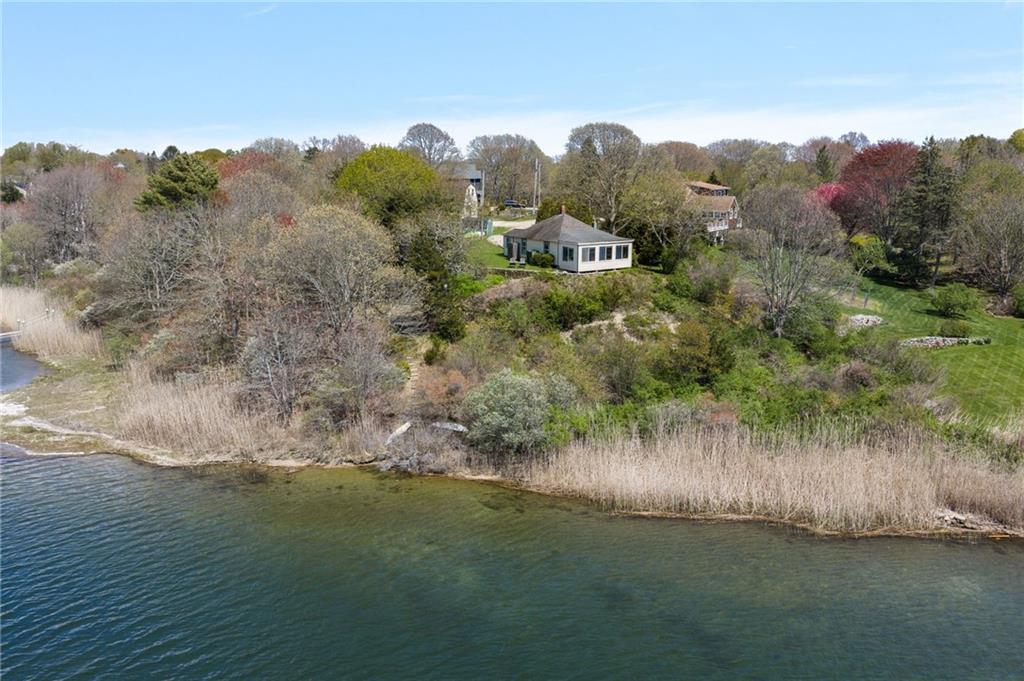 93 Old Succotash Road Property Photo 11