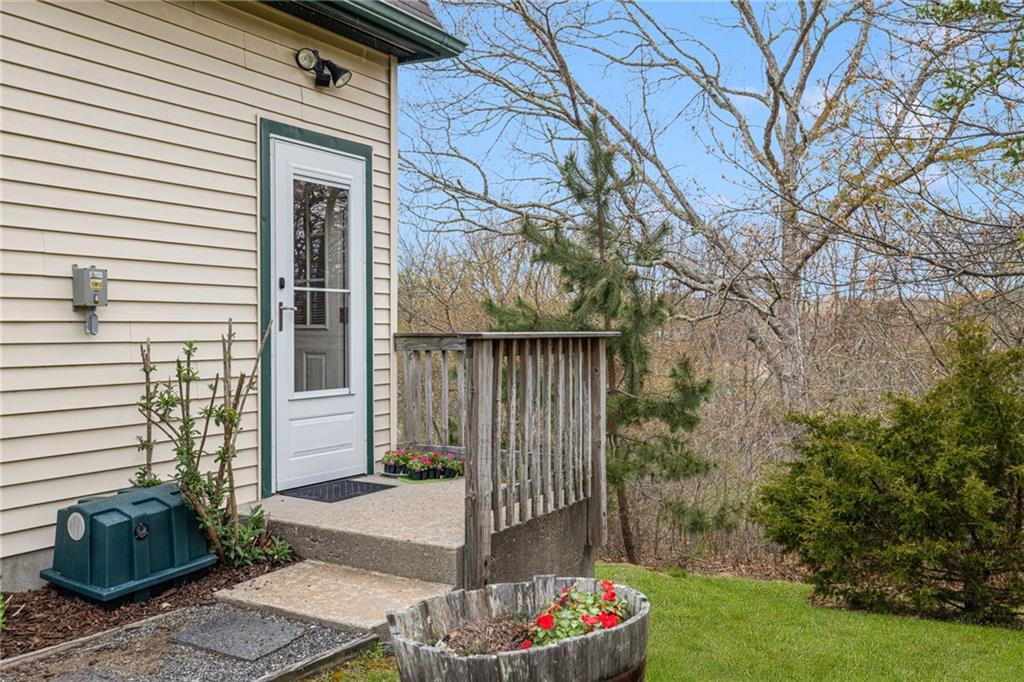93 Old Succotash Road Property Photo 25