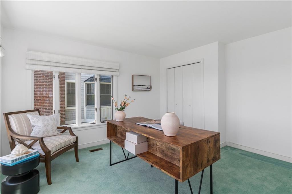 160 Sand Hill Cove Road Property Photo 17