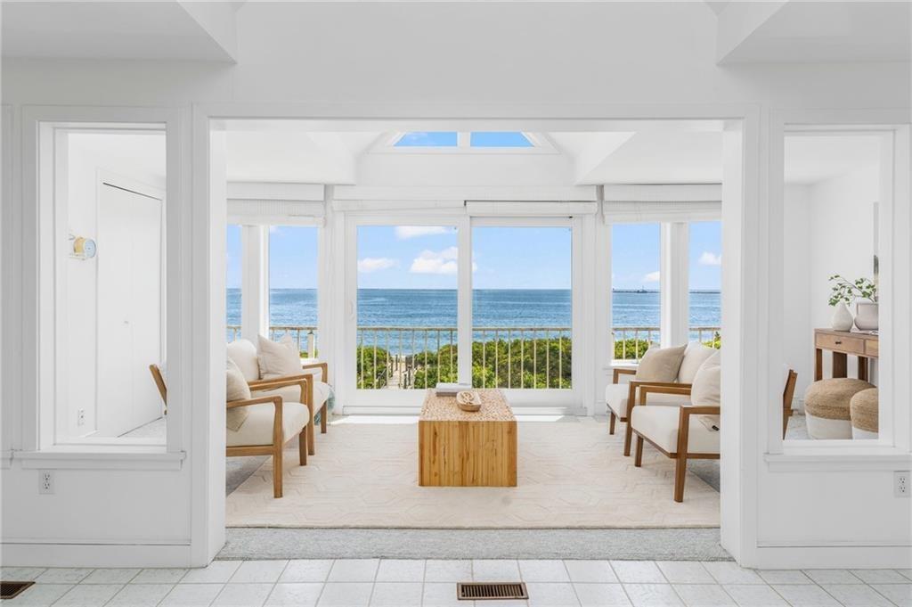 160 Sand Hill Cove Road Property Photo 22