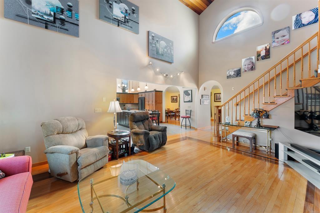 524 Wauregan Road Property Photo 17