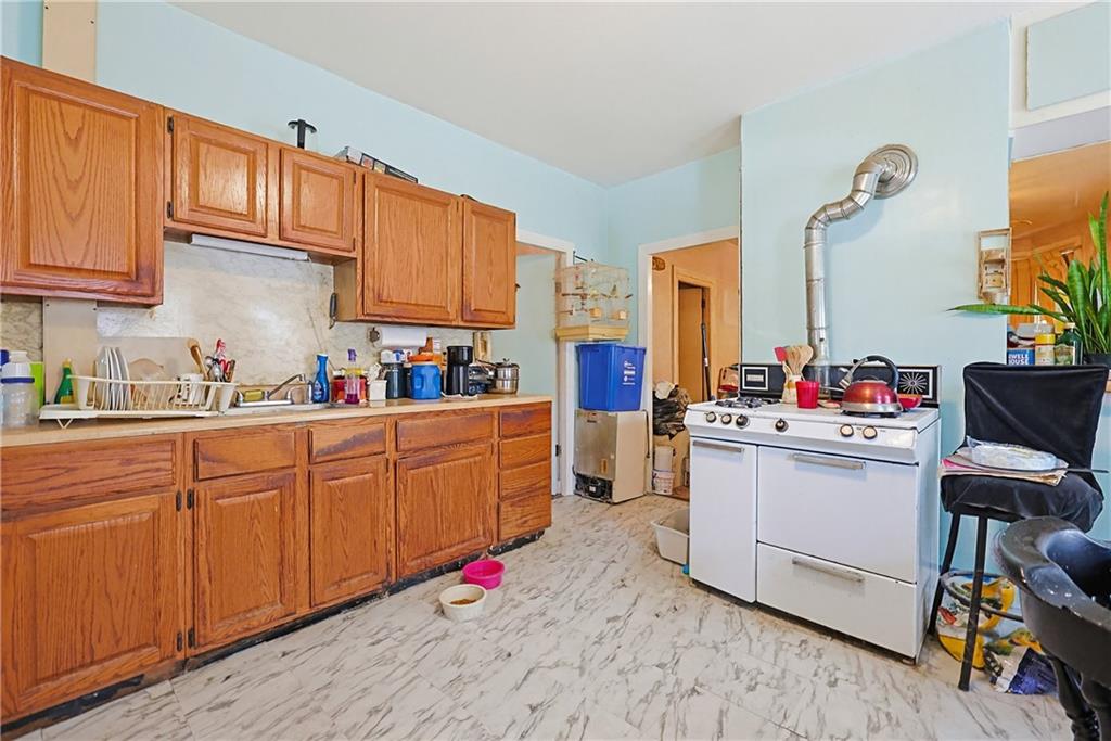34 Hudson Street Property Photo 8