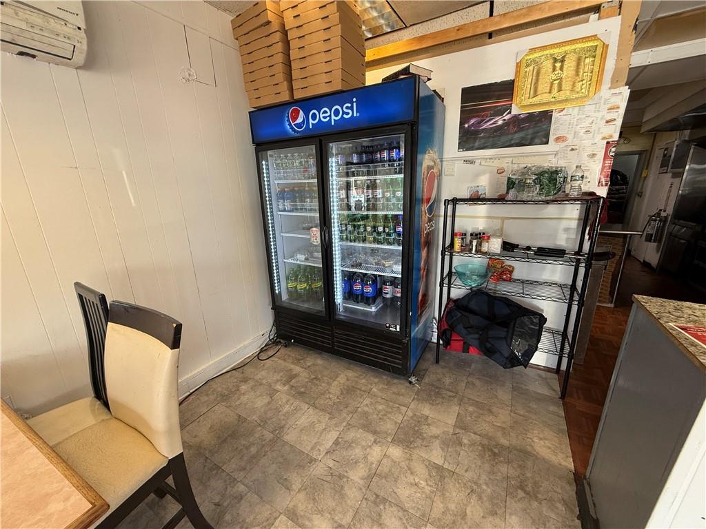511 Broadway Street Property Photo 8