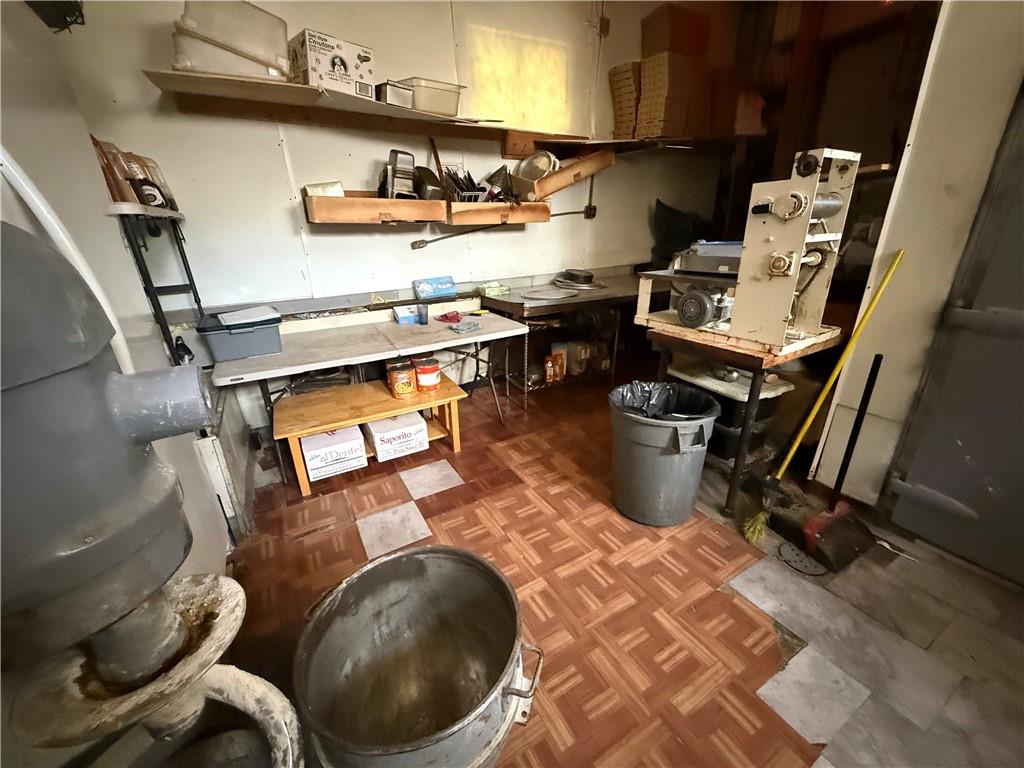 511 Broadway Street Property Photo 15