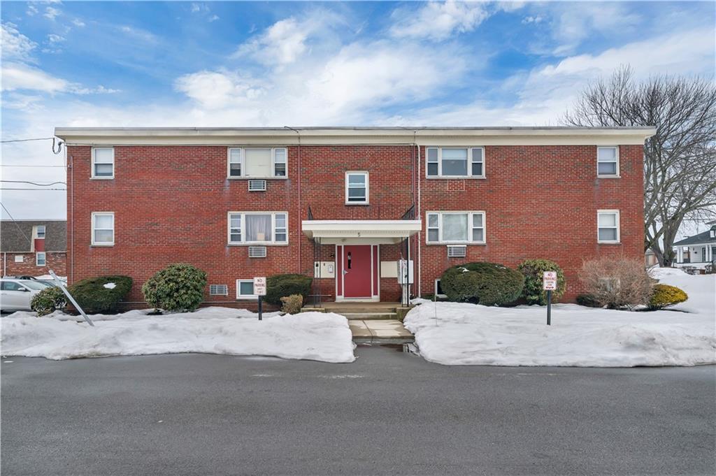 5 Garibaldi Street Unit 33 Property Photo 1