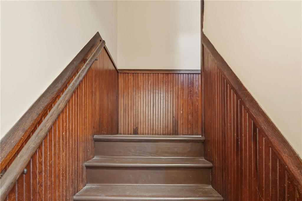 612 Rathbun Street Property Photo 27