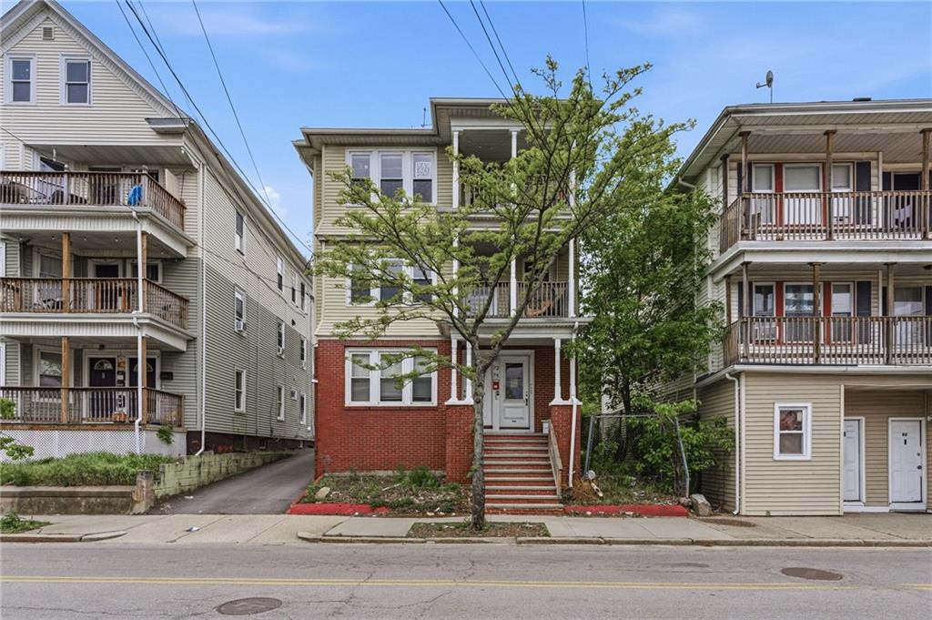 72 Academy Avenue Property Photo 1