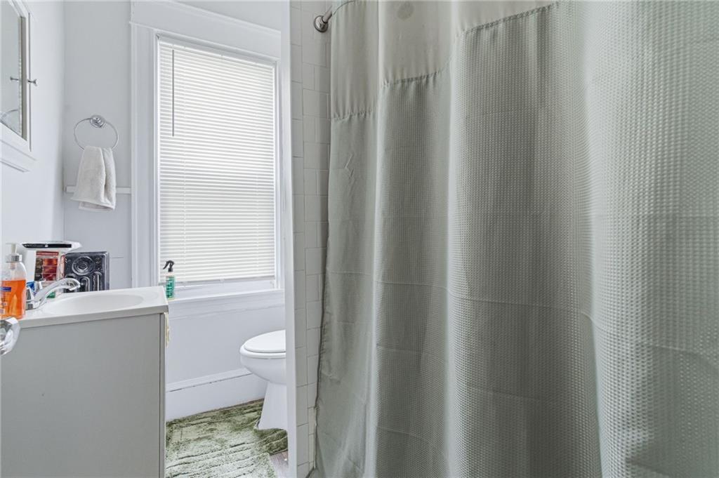 72 Academy Avenue Property Photo 6