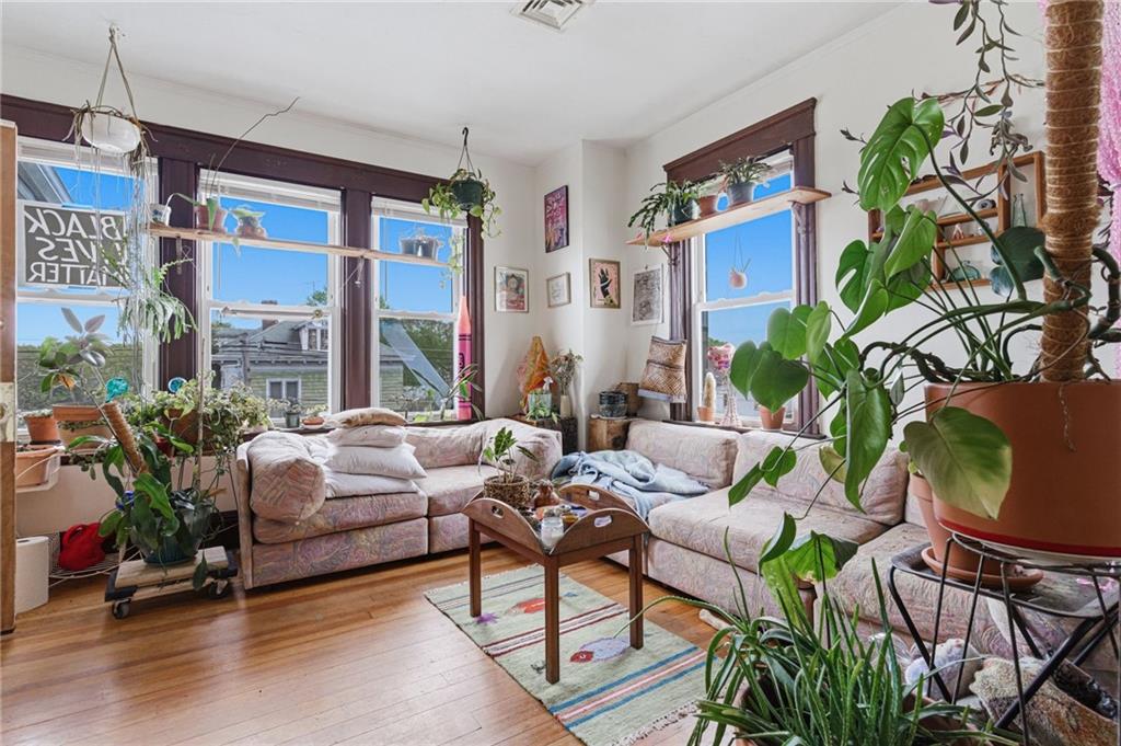 72 Academy Avenue Property Photo 18