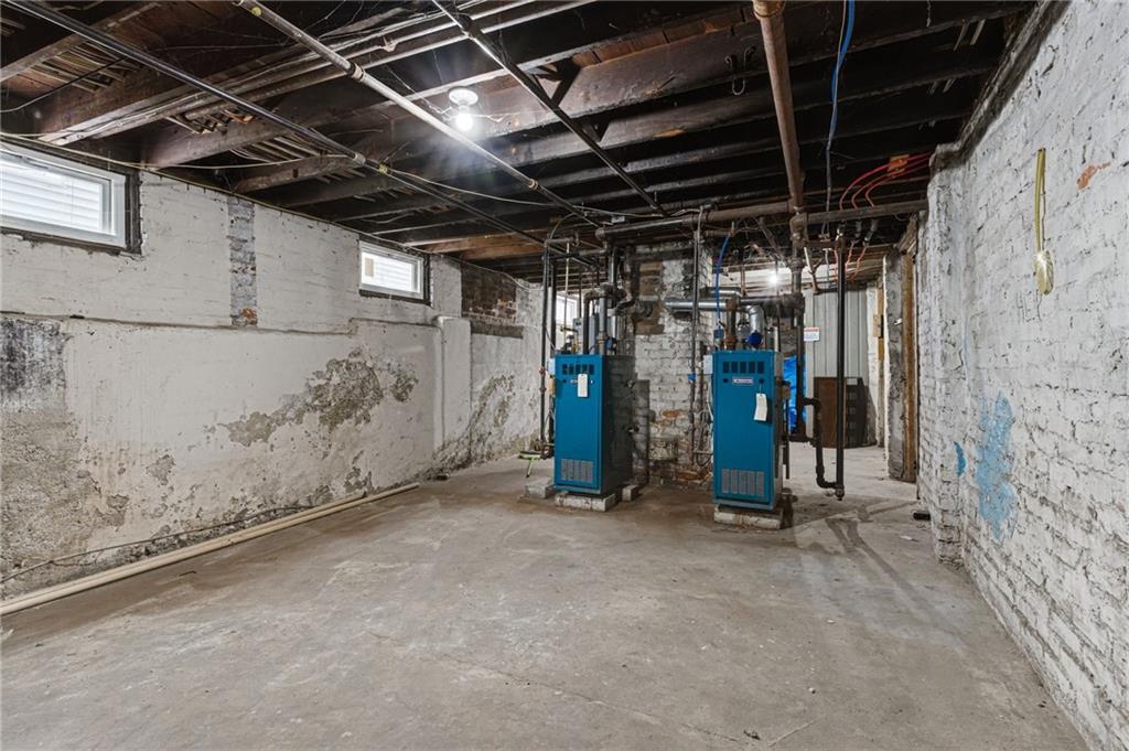 72 Academy Avenue Property Photo 24