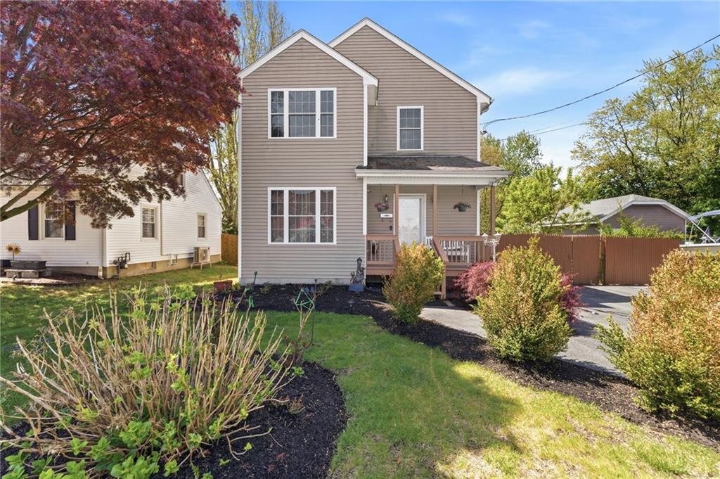 61 Metropolitan Avenue Property Photo 1