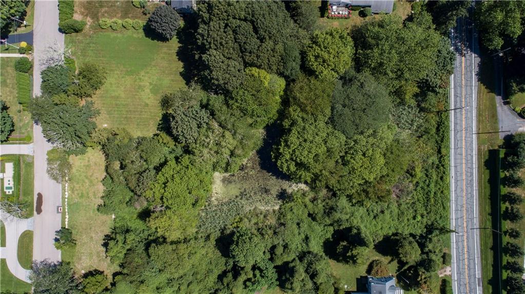6 Fox Run Run Property Photo 8