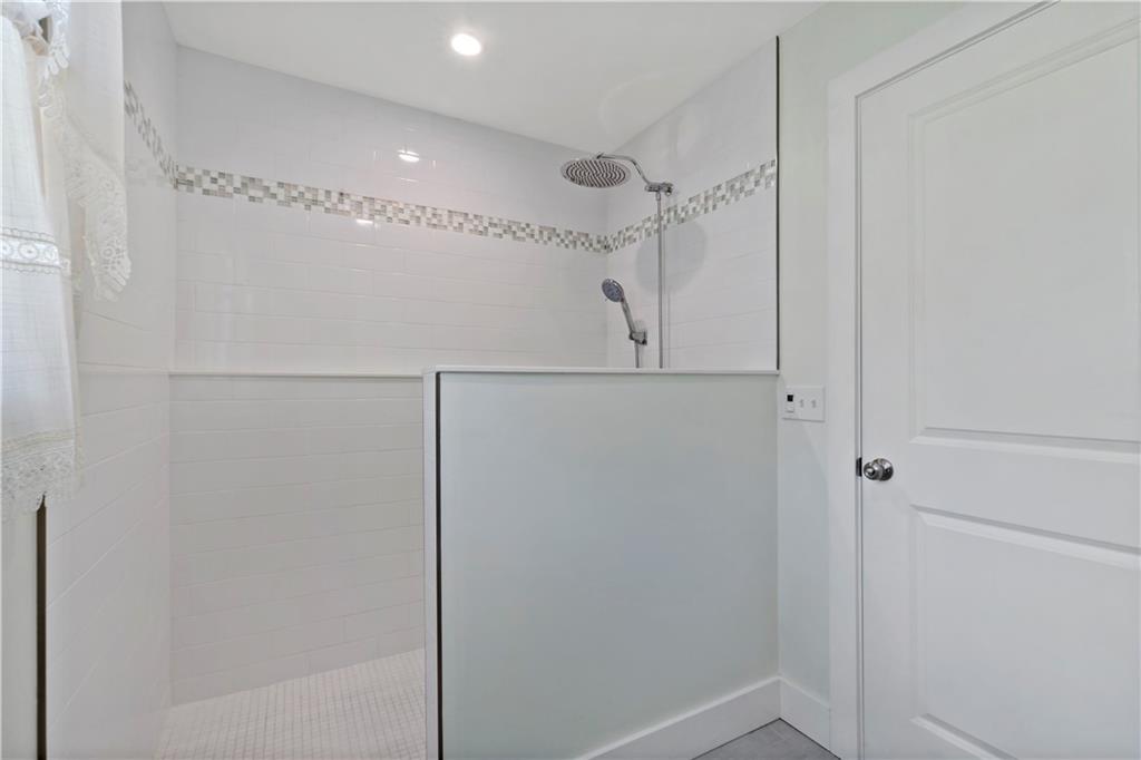 1619 A Ministerial Road Property Photo 28