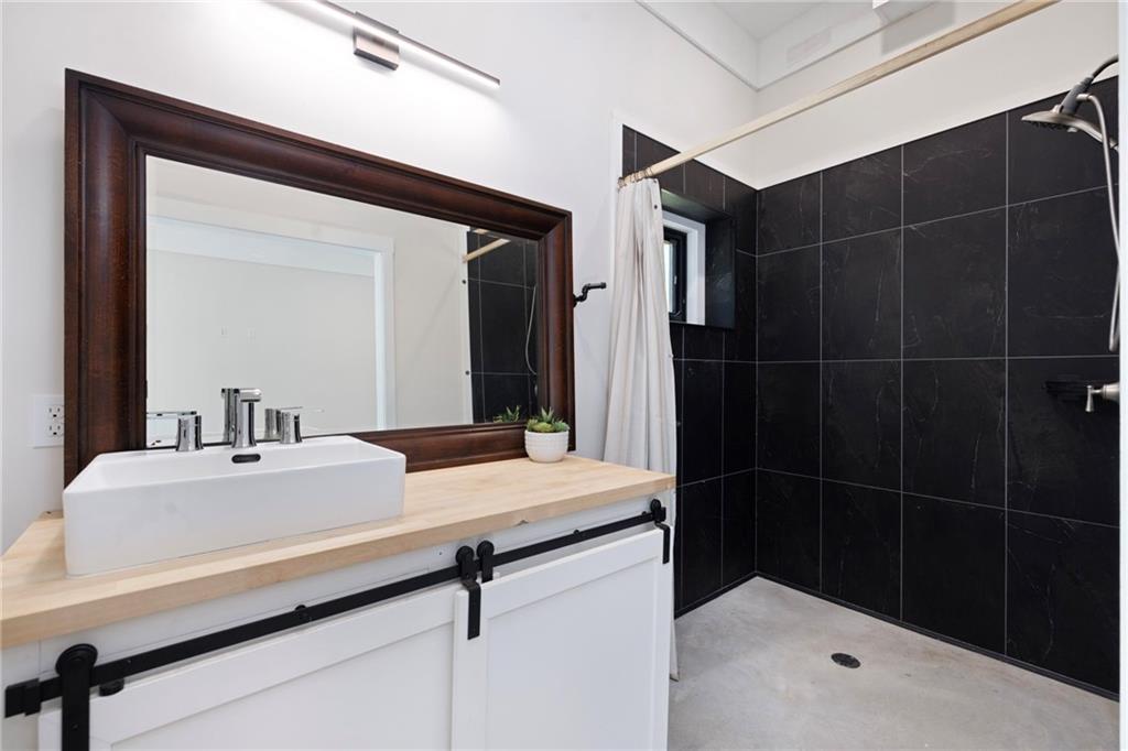 10 Bucknam Road Property Photo 27