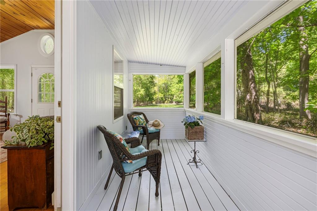 10 Summer Street Property Photo 16