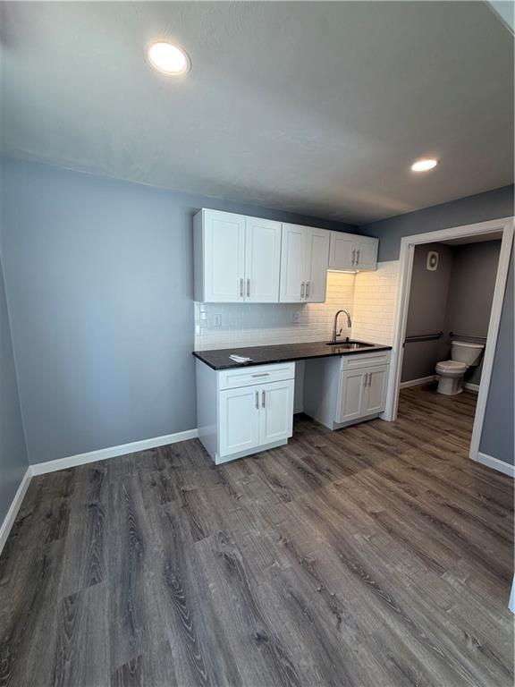 158 Roger Williams Avenue Unit 1 Property Photo 5