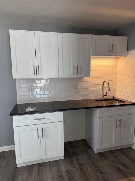 158 Roger Williams Avenue Unit 1 Property Photo 8