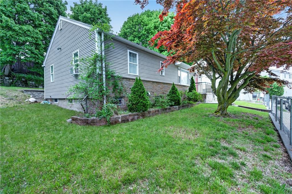 368 Hawkins Street Property Photo 3