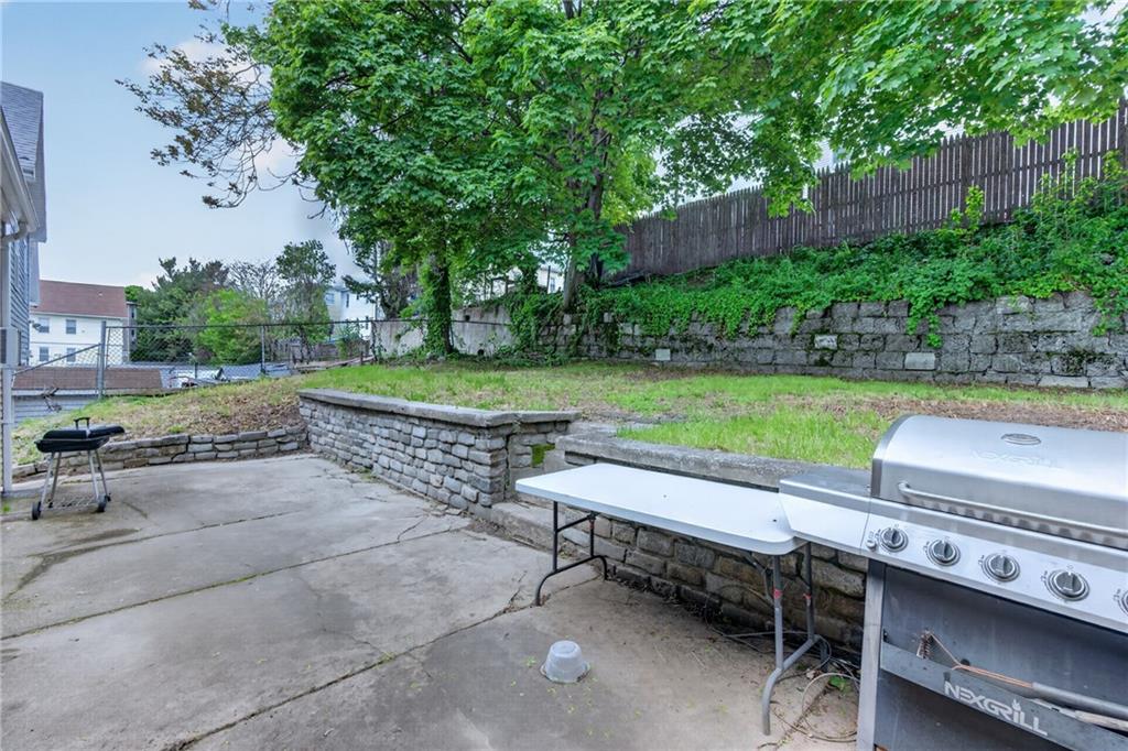 368 Hawkins Street Property Photo 4