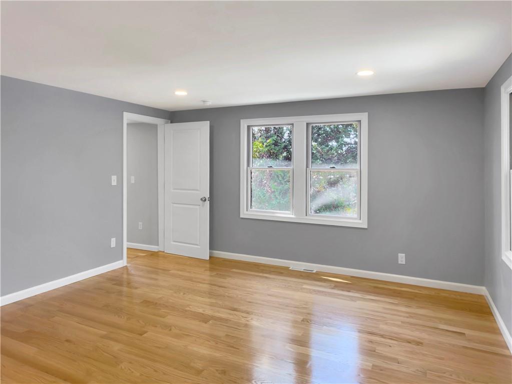 2185 A/b Post Road Property Photo 11