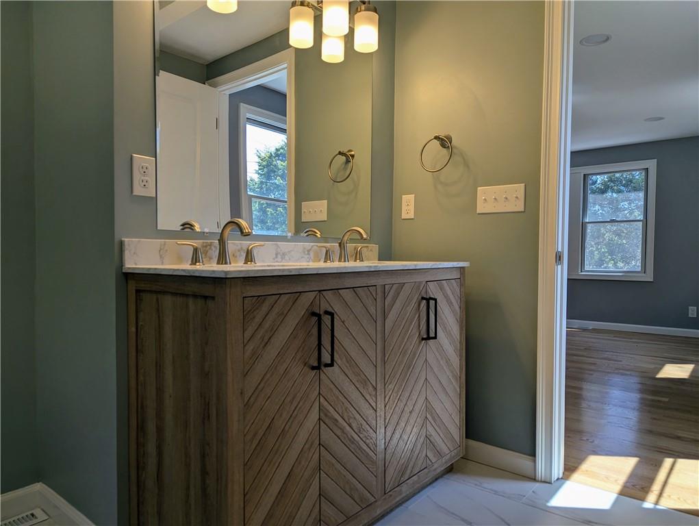 2185 A/b Post Road Property Photo 13