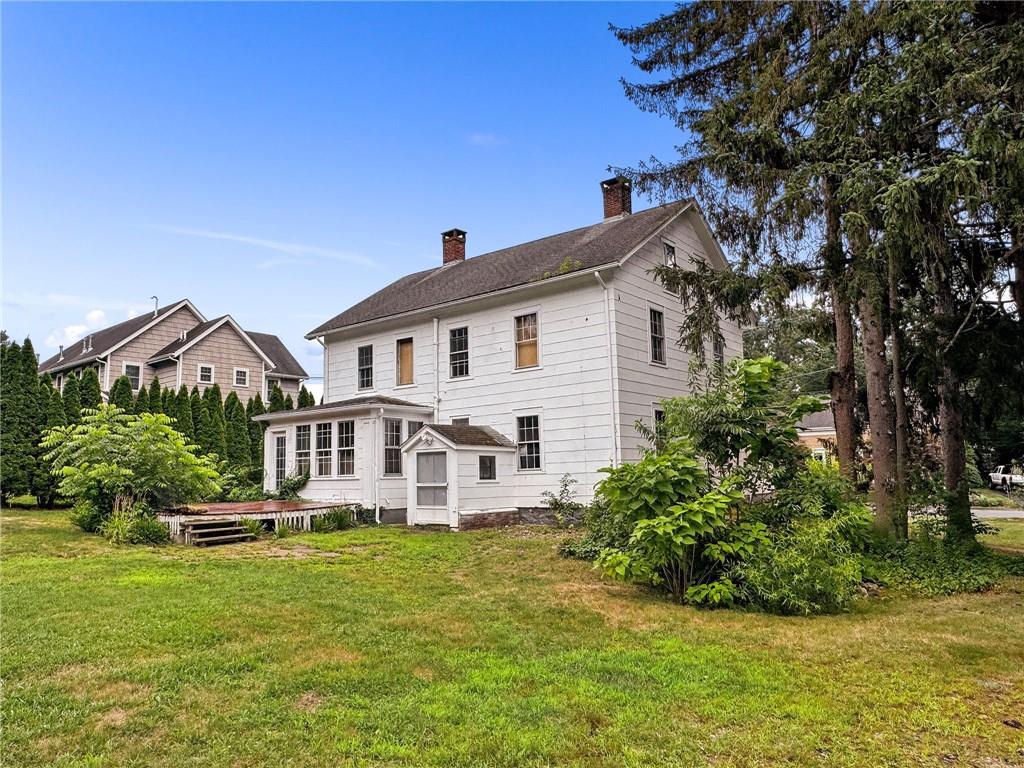 19 Mendon Road Property Photo 5