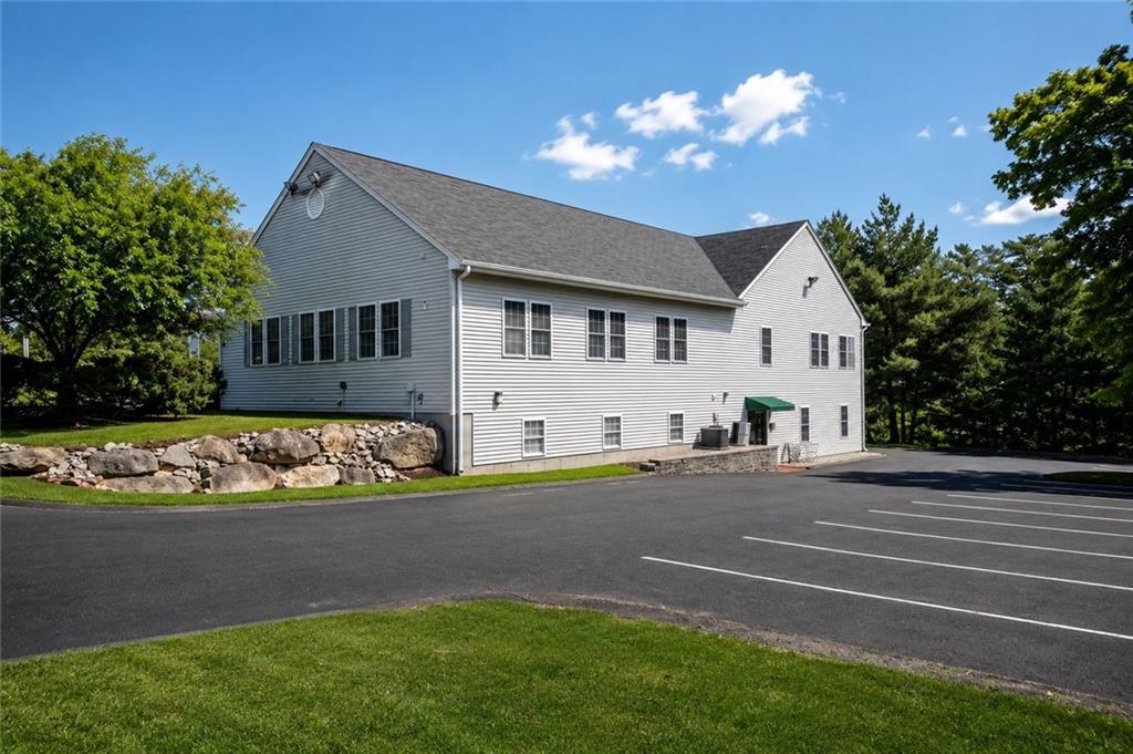 16 Nooseneck Hill Road UNIT 3