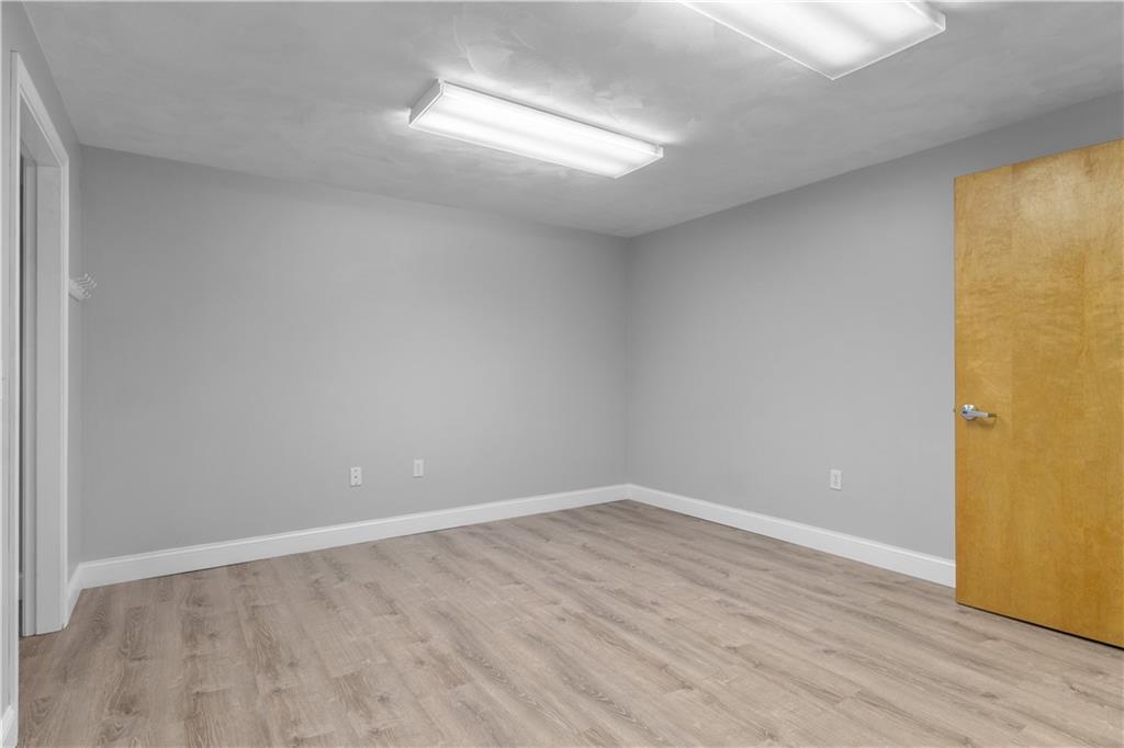 16 Nooseneck Hill Road Unit 3 Property Photo 18