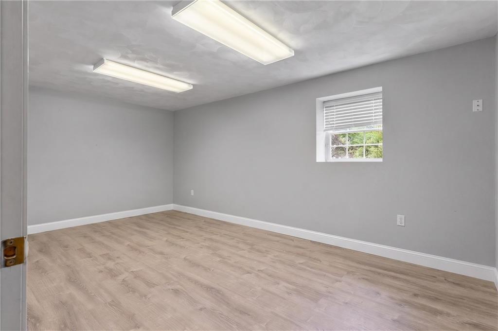 16 Nooseneck Hill Road Unit 3 Property Photo 26