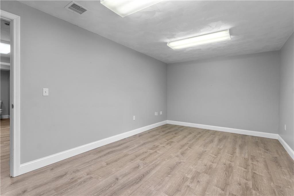 16 Nooseneck Hill Road Unit 3 Property Photo 27