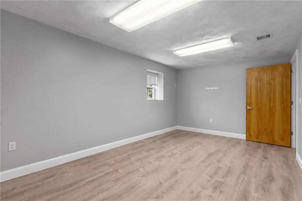 16 Nooseneck Hill Road Unit 3 Property Photo 28
