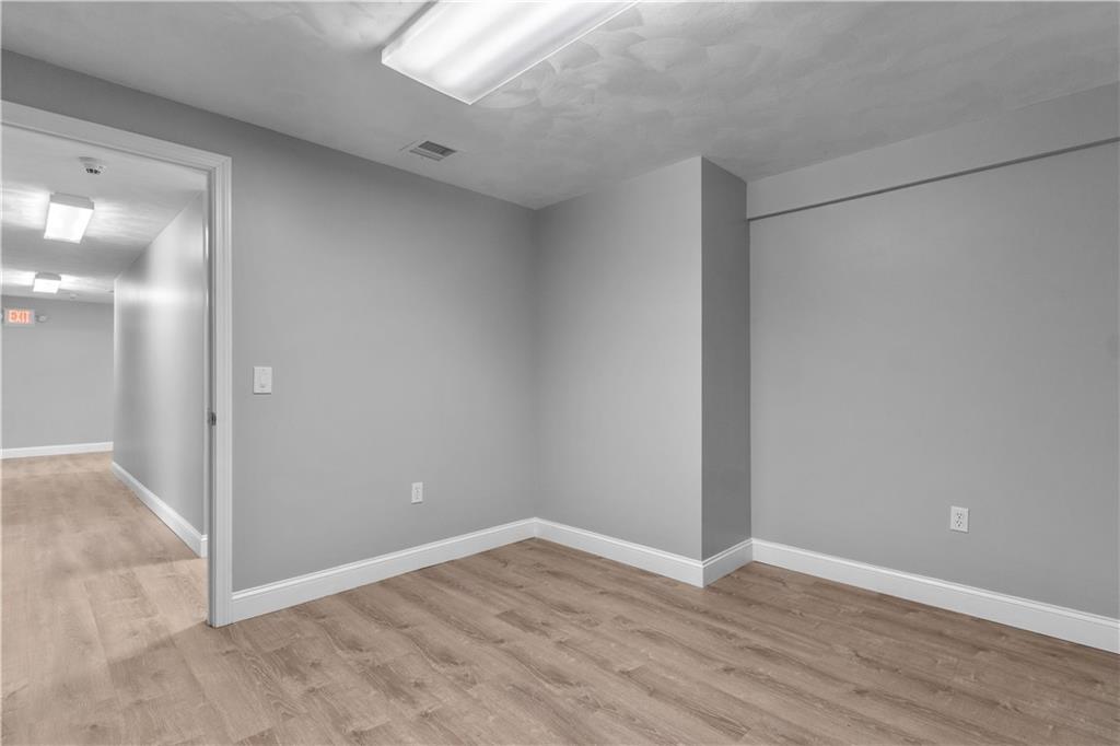 16 Nooseneck Hill Road Unit 3 Property Photo 32