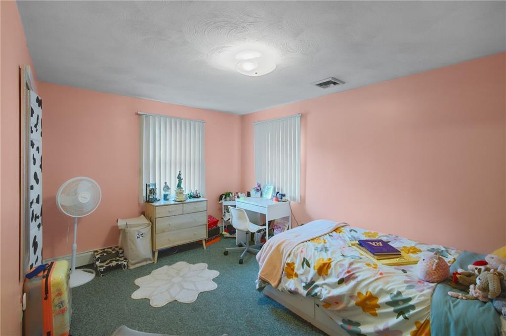 5 Woodbine Street Property Photo 13