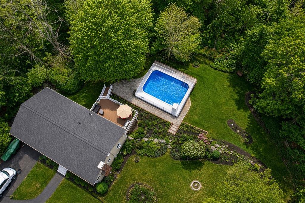 422 Rockland Road Property Photo 1