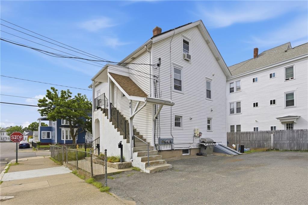 46 Lilac Street Property Photo 2