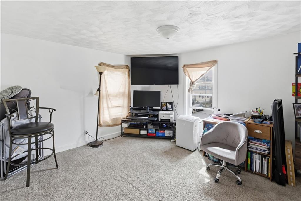 46 Lilac Street Property Photo 12