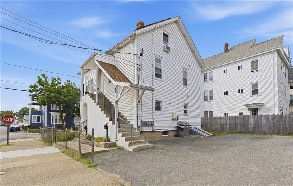 46 Lilac Street Property Photo 23