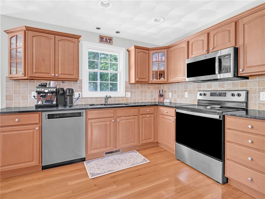 5 Weymouth Lane Property Photo 7