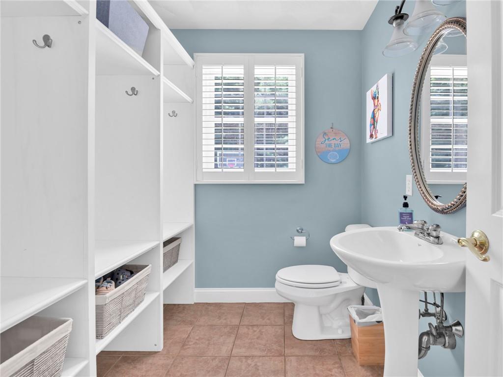 5 Weymouth Lane Property Photo 23