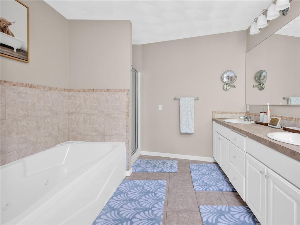 5 Weymouth Lane Property Photo 27