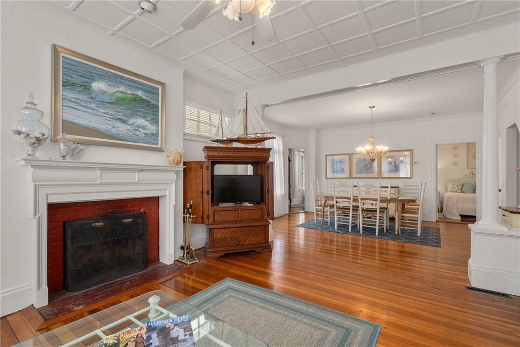 34 Bull Street Property Photo 3