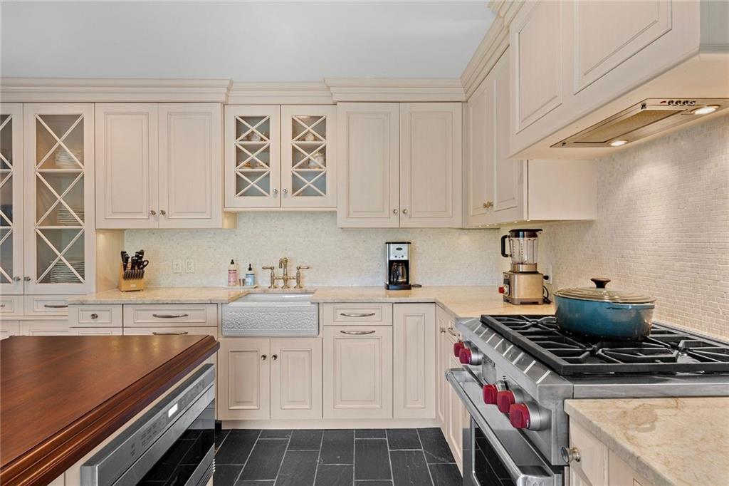127 Harrison Avenue Unit 7 Property Photo 30