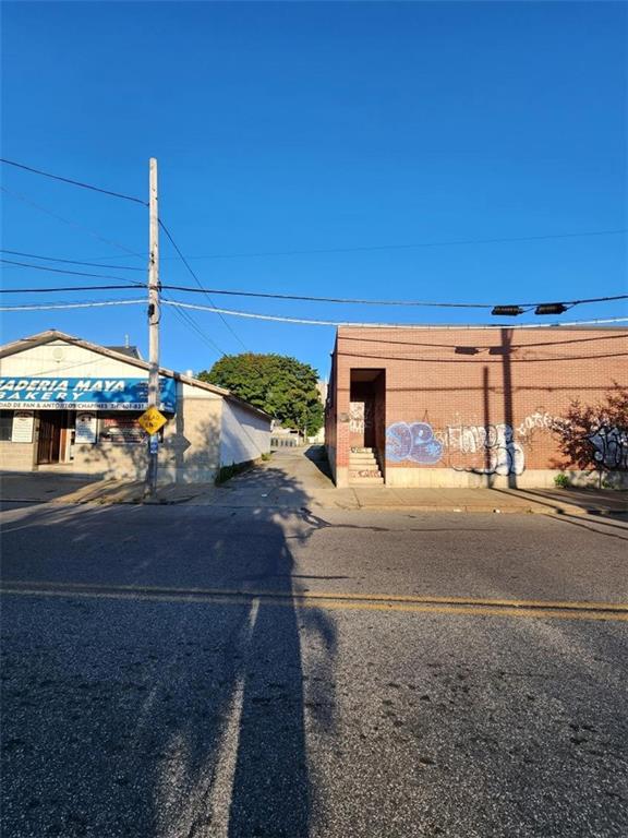 31 Delaine Street Property Photo 6