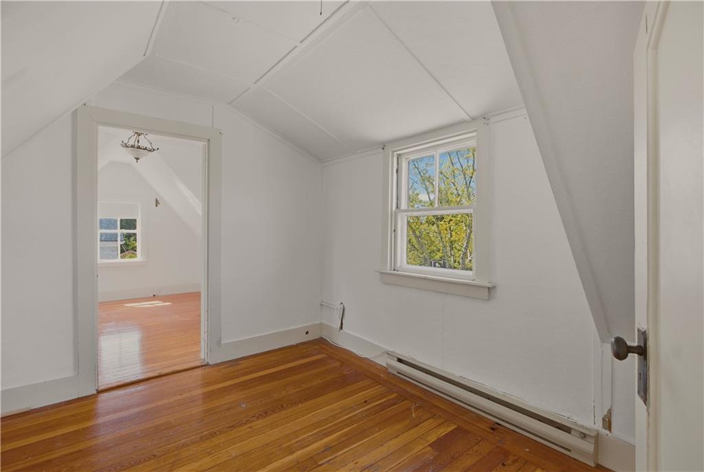 4 Dresser Street Property Photo 22