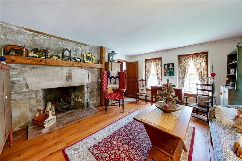 1503 Putnam Pike Property Photo 8